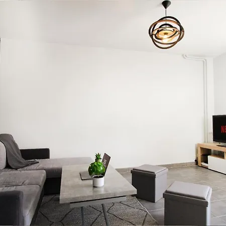 Appartement Homey Cozy - New / Centre / Balcon Privé / Proche Geneve *