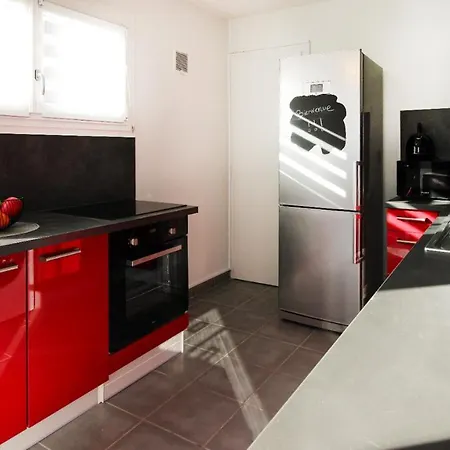 Appartement Homey Cozy - New / Centre / Balcon Privé / Proche Geneve Annemasse